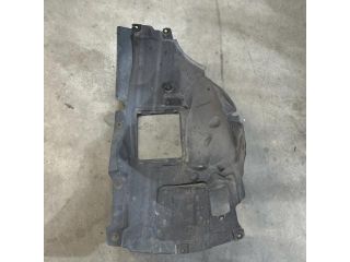 bontott BMW 3 F30-F35 Bal első Dobbetét (Kerékjárati, Műanyag)