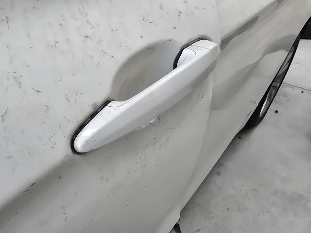 bontott BMW 3 F30-F35 Bal első Külső Kilincs