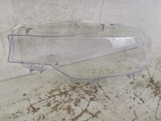 bontott BMW 3 F30-F35 Bal első Lámpabúra