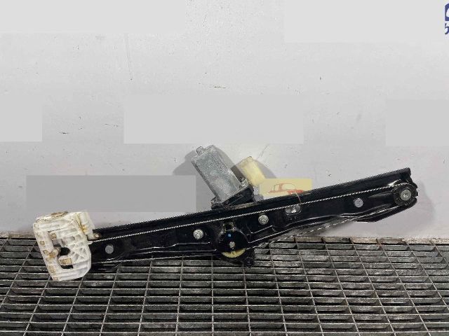 bontott BMW 3 F30-F35 Bal hátsó Ablakemelő Szerkezet (Elektromos)