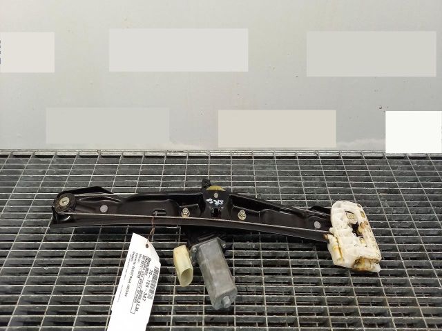 bontott BMW 3 F30-F35 Bal hátsó Ablakemelő Szerkezet (Elektromos)