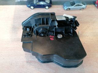 bontott BMW 3 F30-F35 Bal hátsó Ajtózár