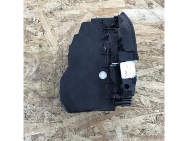 bontott BMW 3 F30-F35 Bal hátsó Ajtózár