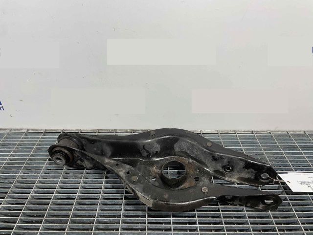 bontott BMW 3 F30-F35 Bal hátsó Alsó Lengőkar