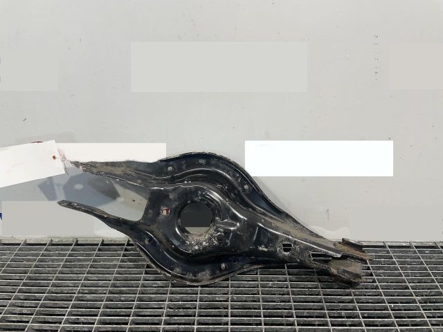 bontott BMW 3 F30-F35 Bal hátsó Alsó Lengőkar