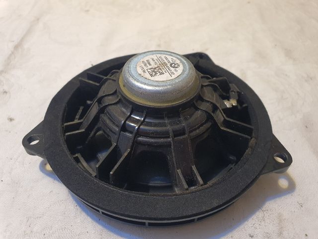 bontott BMW 3 F30-F35 Bal hátsó Hangszóró