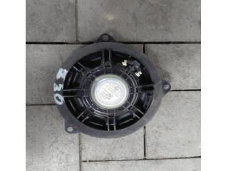 bontott BMW 3 F30-F35 Bal hátsó Hangszóró