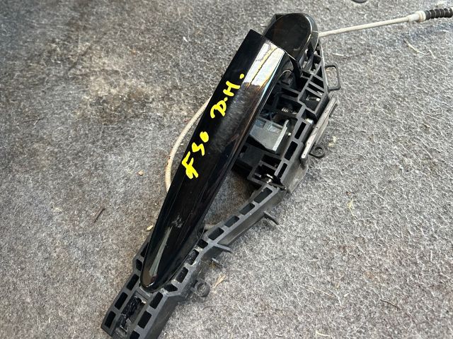 bontott BMW 3 F30-F35 Bal hátsó Külső Kilincs