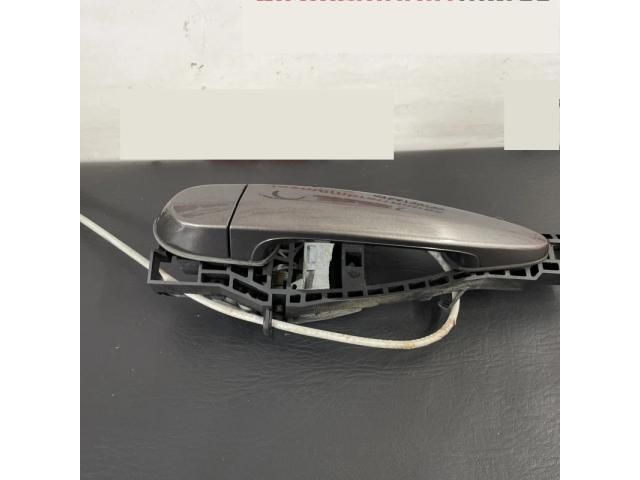 bontott BMW 3 F30-F35 Bal hátsó Külső Kilincs