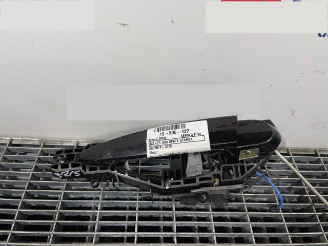 bontott BMW 3 F30-F35 Bal hátsó Külső Kilincs