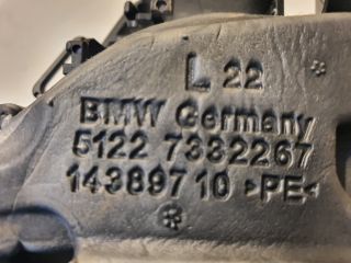 bontott BMW 3 F30-F35 Bal hátsó Külső Kilincsfészek