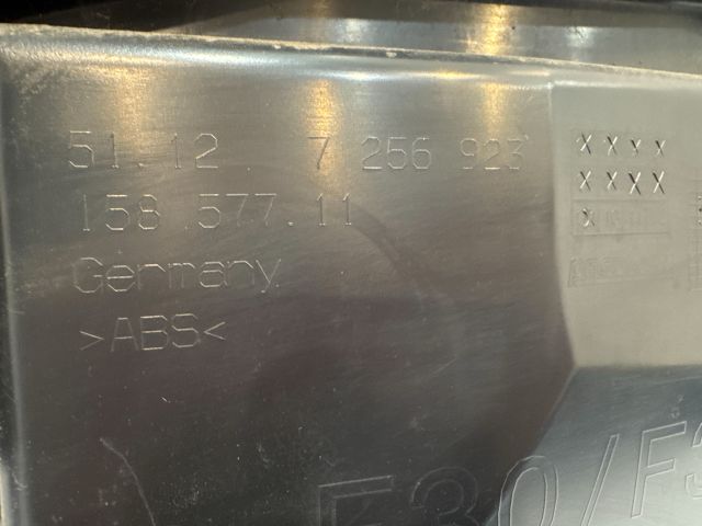 bontott BMW 3 F30-F35 Bal hátsó Oldal Lökhárító Tartó (Műanyag)