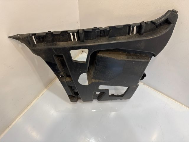 bontott BMW 3 F30-F35 Bal hátsó Oldal Lökhárító Tartó (Műanyag)