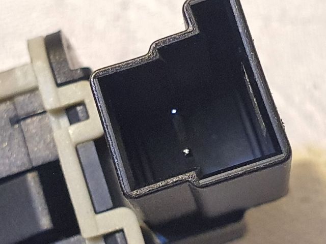 bontott BMW 3 F30-F35 Belső Hőmérséklet Érzékelő