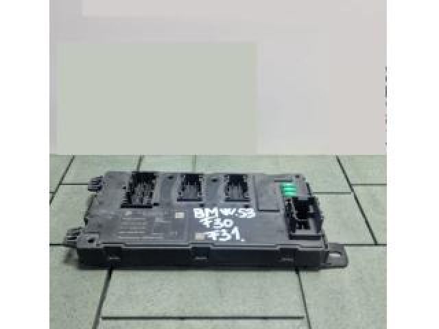 bontott BMW 3 F30-F35 Biztosítéktábla Utastér