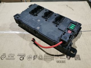 bontott BMW 3 F30-F35 Biztosítéktábla Utastér