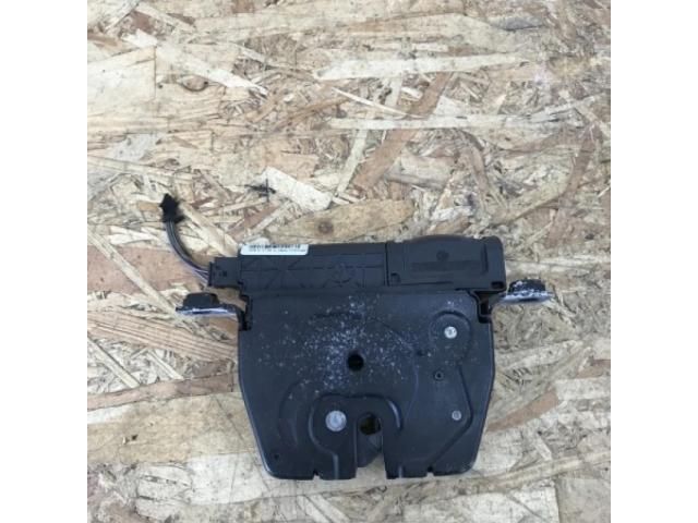 bontott BMW 3 F30-F35 Csomagtérajtó Zárszerkezet