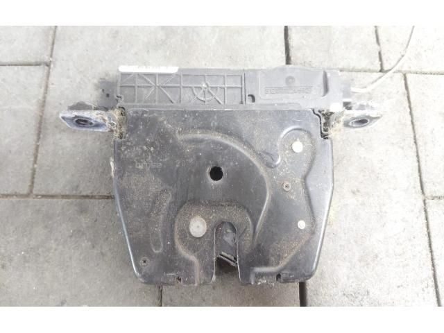 bontott BMW 3 F30-F35 Csomagtérajtó Zárszerkezet