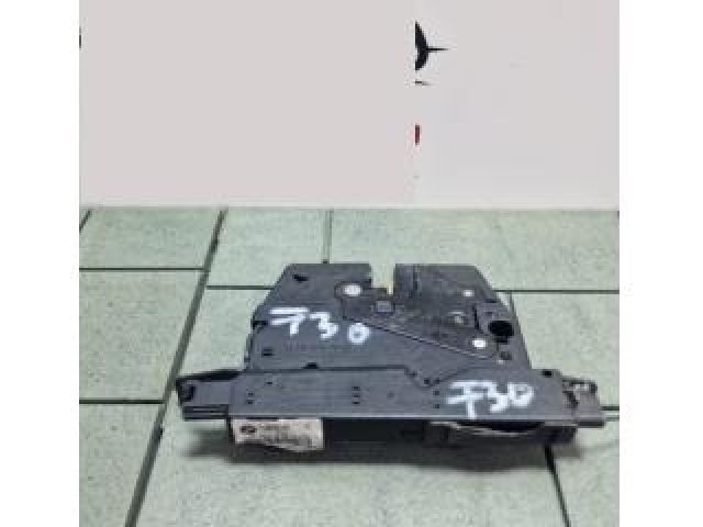 bontott BMW 3 F30-F35 Csomagtérajtó Zárszerkezet