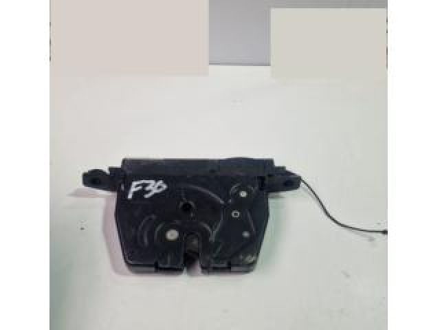 bontott BMW 3 F30-F35 Csomagtérajtó Zárszerkezet