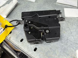 bontott BMW 3 F30-F35 Csomagtérajtó Zárszerkezet