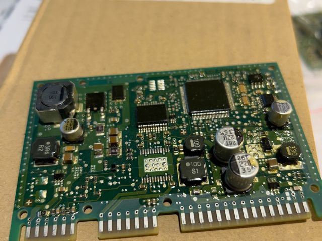 bontott BMW 3 F30-F35 Elektronika (Magában)