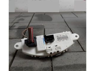 bontott BMW 3 F30-F35 Előtét Ellenállás Fűtőmotor