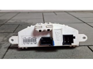 bontott BMW 3 F30-F35 Előtét Ellenállás Fűtőmotor