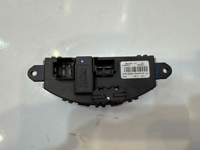 bontott BMW 3 F30-F35 Előtét Ellenállás Fűtőmotor