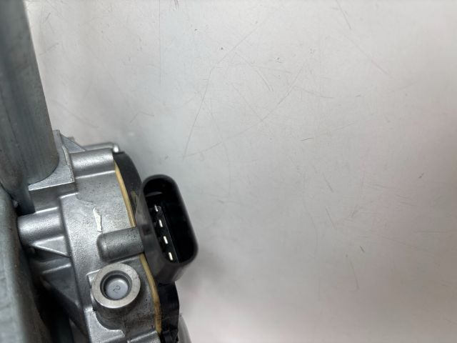 bontott BMW 3 F30-F35 Első Ablaktörlő Szerkezet Motorral