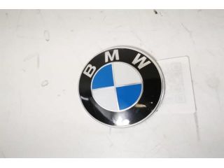bontott BMW 3 F30-F35 Első Embléma