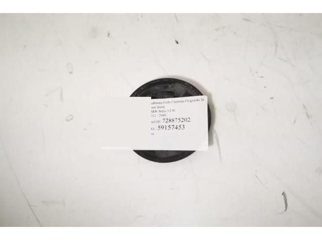 bontott BMW 3 F30-F35 Első Embléma