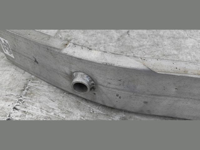 bontott BMW 3 F30-F35 Első Lökhárító Merevítő (Fém)