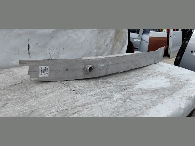 bontott BMW 3 F30-F35 Első Lökhárító Merevítő (Fém)