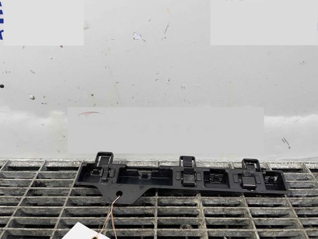 bontott BMW 3 F30-F35 Első Lökhárító Tartó Felső