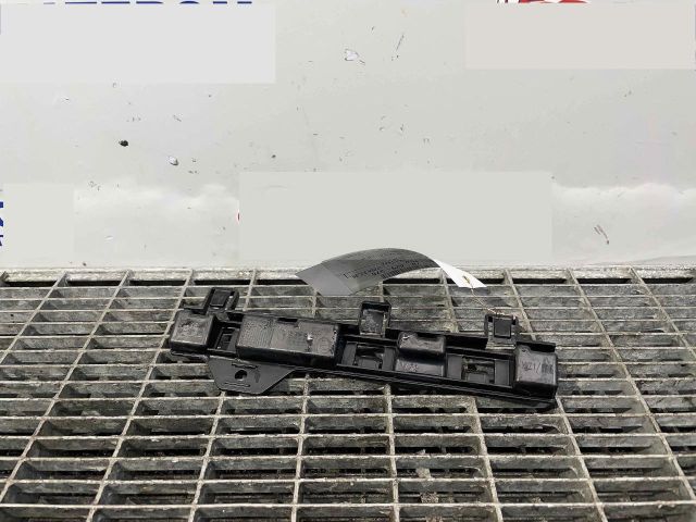 bontott BMW 3 F30-F35 Első Lökhárító Tartó Felső