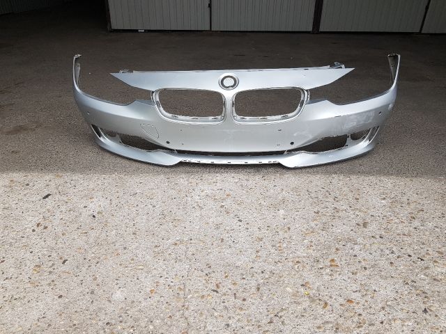 bontott BMW 3 F30-F35 Első Lökhárító (Üresen)