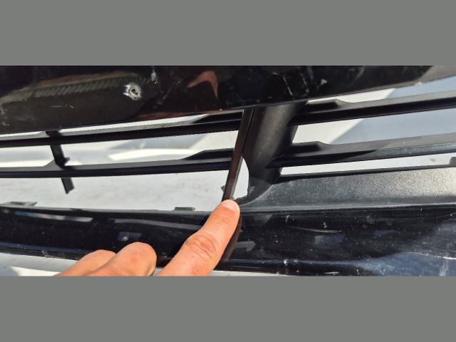 bontott BMW 3 F30-F35 Első Lökhárító (Üresen)