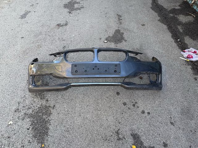 bontott BMW 3 F30-F35 Első Lökhárító (Üresen)