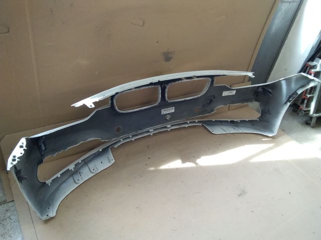 bontott BMW 3 F30-F35 Első Lökhárító (Üresen)