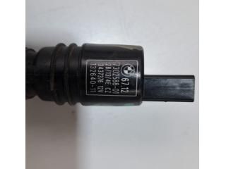 bontott BMW 3 F30-F35 Fényszórómosó Szivattyú