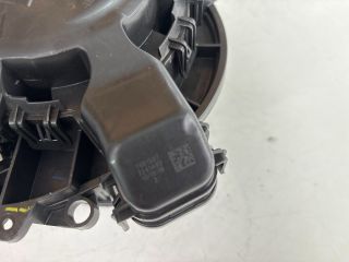 bontott BMW 3 F30-F35 Fűtőmotor (Klímás)