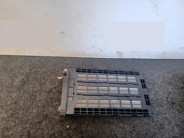 bontott BMW 3 F30-F35 Fűtőradiátor (Elektromos)