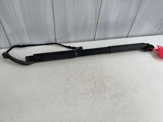 bontott BMW 3 F30-F35 Gázrugós Kitámasztó Teleszkóp Csomagtérajtó Bal