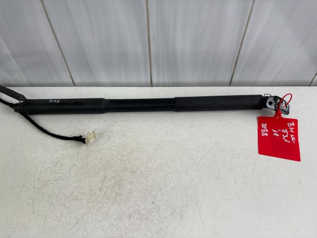 bontott BMW 3 F30-F35 Gázrugós Kitámasztó Teleszkóp Csomagtérajtó Jobb