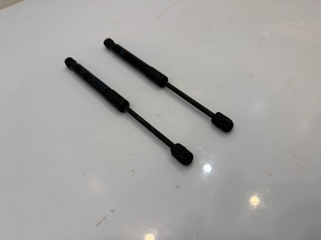 bontott BMW 3 F30-F35 Gázrugós Kitámasztó Teleszkóp Motorháztető