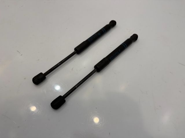 bontott BMW 3 F30-F35 Gázrugós Kitámasztó Teleszkóp Motorháztető