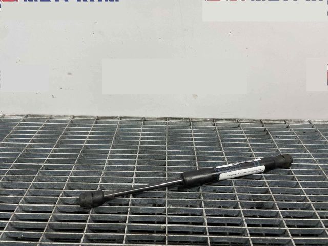 bontott BMW 3 F30-F35 Gázrugós Kitámasztó Teleszkóp Motorháztető