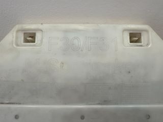 bontott BMW 3 F30-F35 Hátsó középső Lökhárító Tartó (Műanyag)