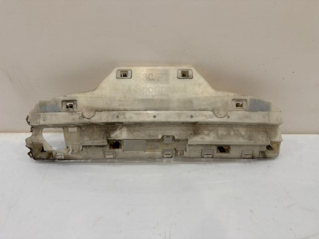 bontott BMW 3 F30-F35 Hátsó középső Lökhárító Tartó (Műanyag)